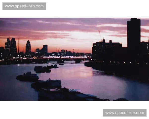 伦敦德比的硝烟:兵工厂与蓝桥的宿命对决 伦敦德比的硝烟:兵工厂与蓝桥的宿命对决